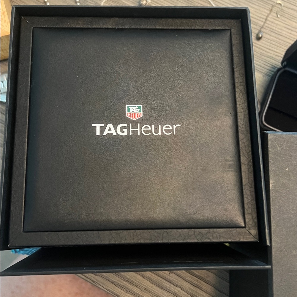Tag Heuer Aquaracer Watch - Picture 8 of 8